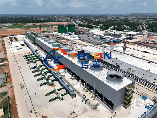 傳統填料冷卻塔與自動旋轉霧化式冷卻塔的區別