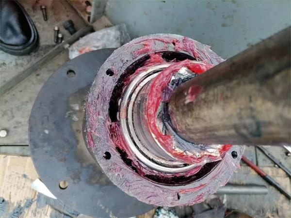 冷卻塔電機軸承故障